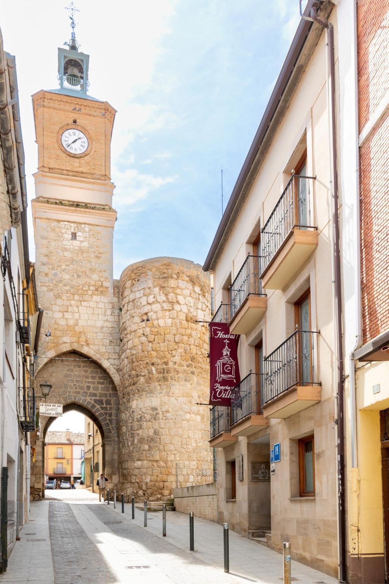 Hostal Sin Recep24H Puerta De La Villa - Pet Friendly & Restaurante Almazán Exteriör bild